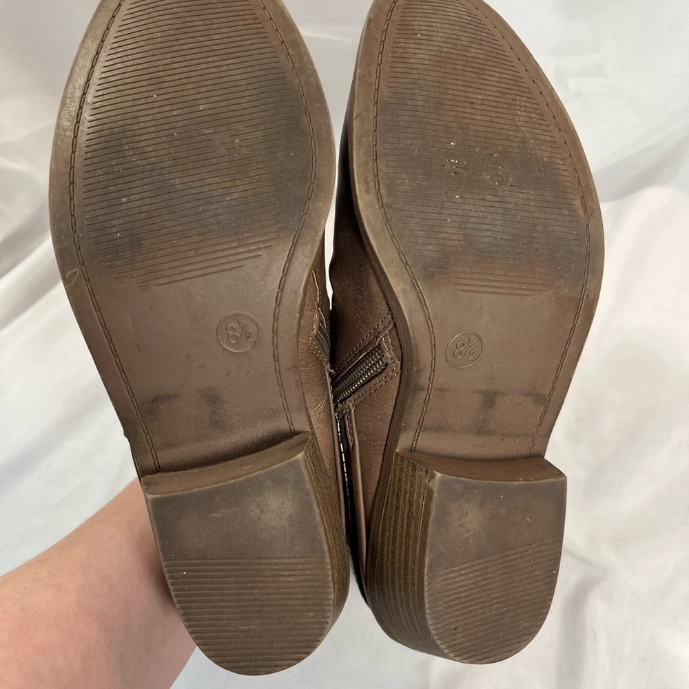 SO Brown Heeled Booties - Picture 8 of 11